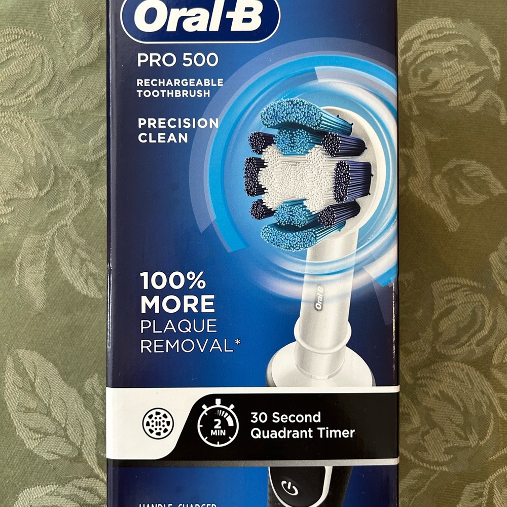 Oral-B Pro 500 Electric Toothbrush - Blue